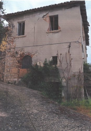 Himmel/Erde in Ascoli Piceno