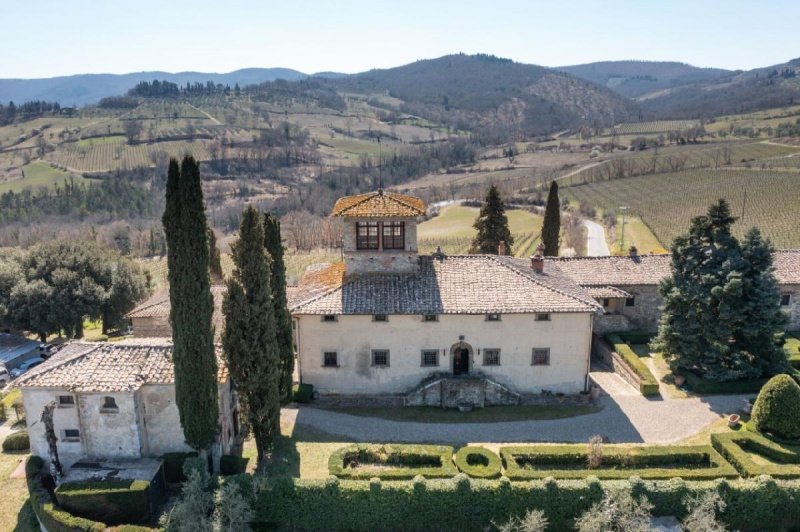 Вилла в Кастеллина-ин-Кьянти