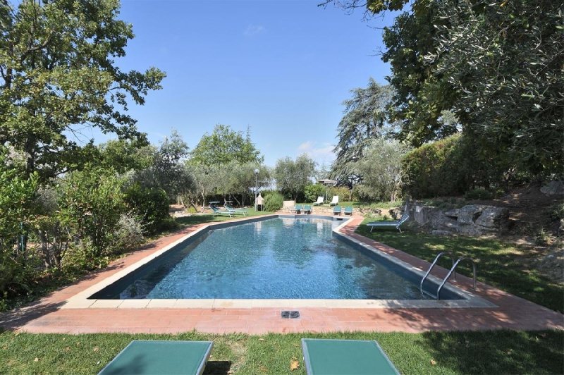 Квартира в Гайоле-ин-Кьянти