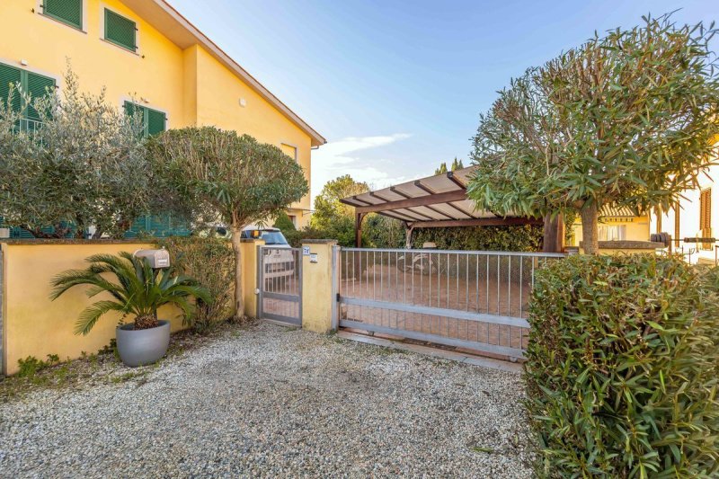 House in San Giuliano Terme
