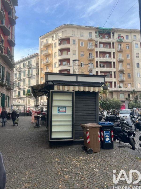 Zakelijk onroerend goed in Napels