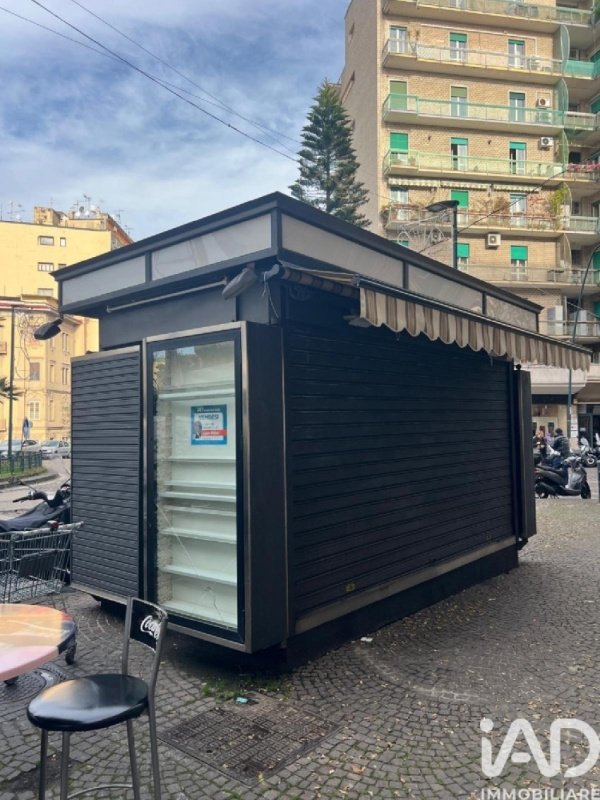 Zakelijk onroerend goed in Napels