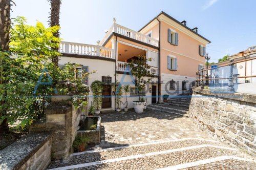 Moradia em Novafeltria