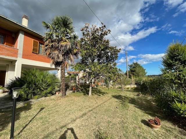 3 bedrooms detached house, 150 m² Catignano, Pescara (province) photo 2
