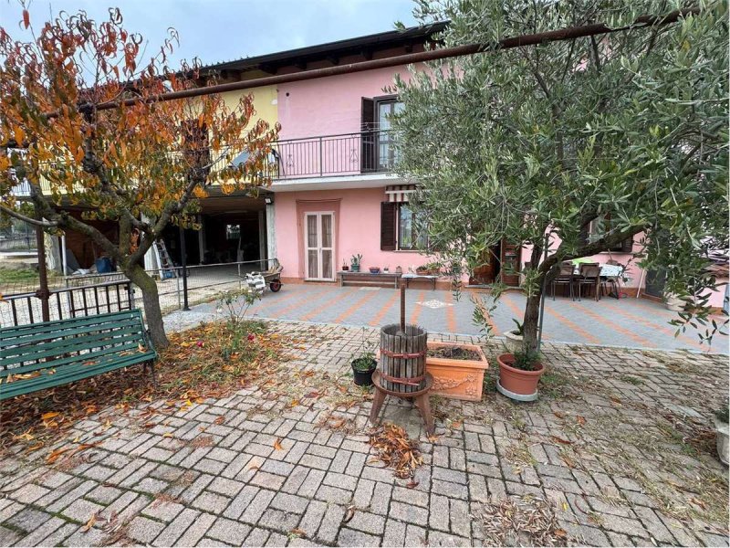 Особняк в Пралормо