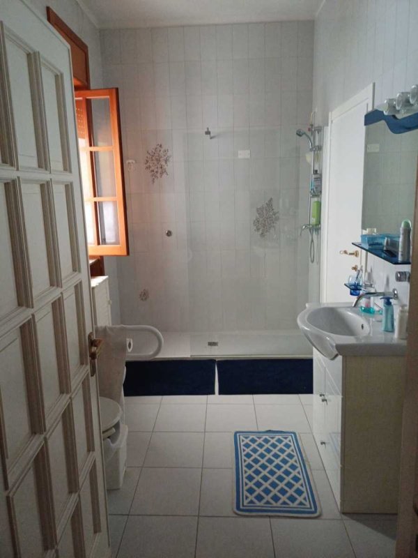 莱切省卡普拉里卡独栋房屋