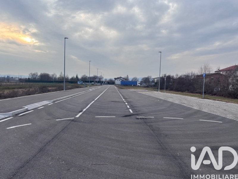 Строительный участок в Кальдоньо