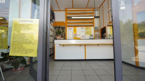 Kommersiell byggnad i San Mauro Pascoli