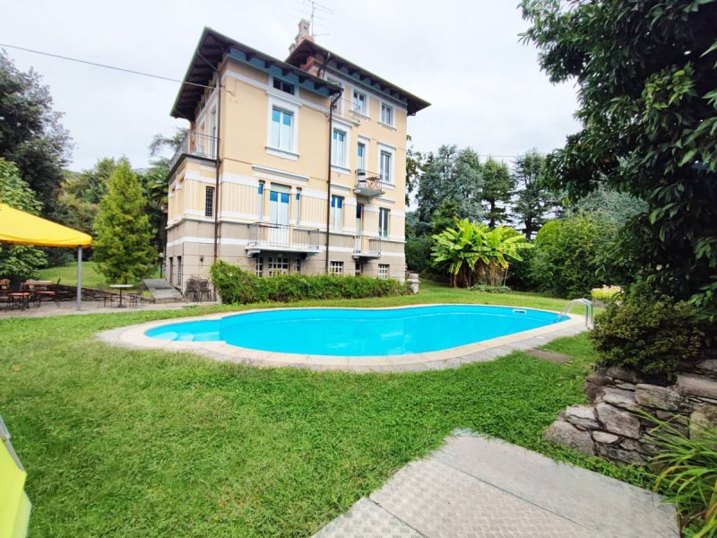 Villa in Lesa