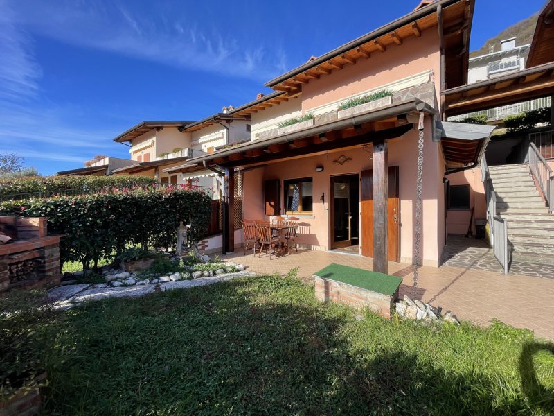 比亚恩扎诺公寓