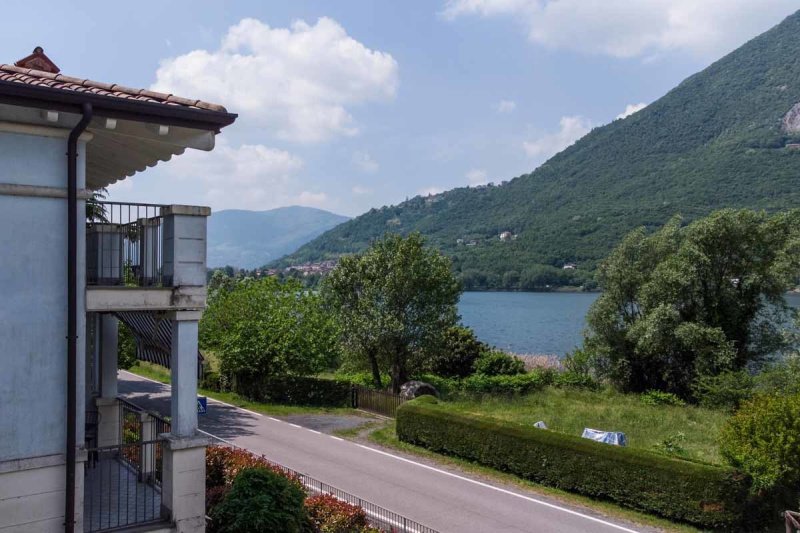 恩迪内加伊阿诺公寓