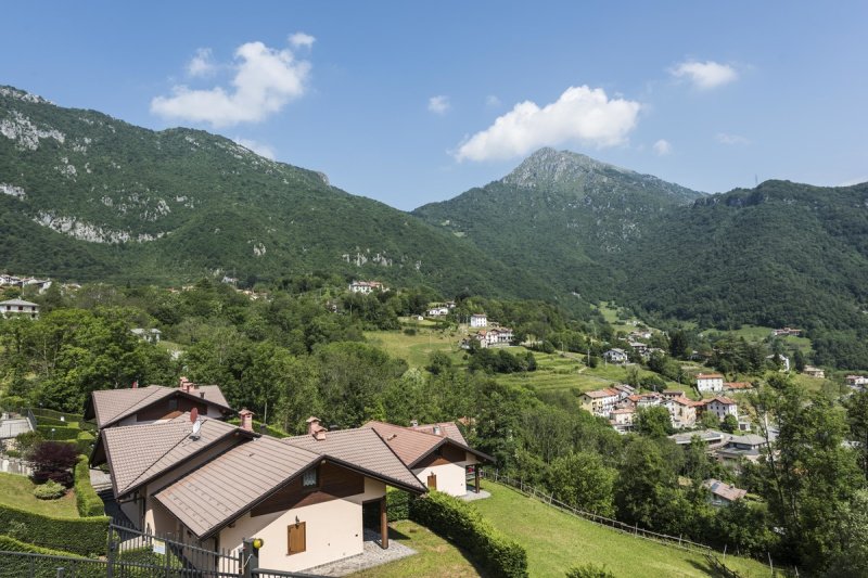 Lägenhet i Sant'Omobono Terme