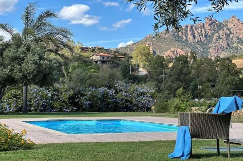 Moradia com terraço em Tertenia