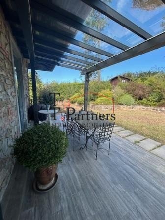 菲耶索莱半独立房屋