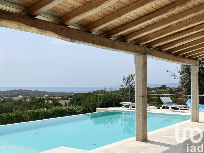 Вилла в Сан-Теодоро