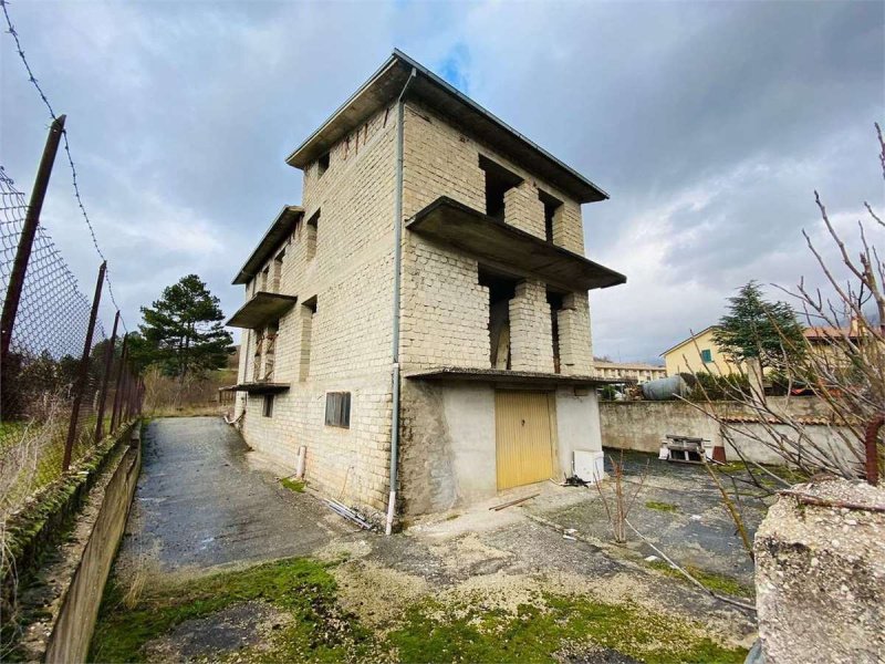 Maison individuelle à Borgorose
