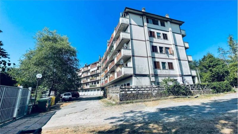 波扎利亚萨比纳公寓