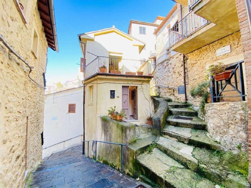 Apartamento em Poggio Bustone