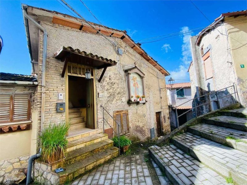 波扎利亚萨比纳公寓