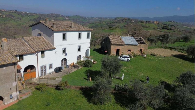 Moradia em Magliano Sabina