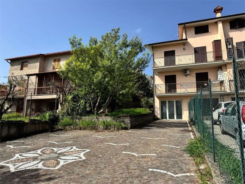 Casa semi indipendente a Poggio Nativo