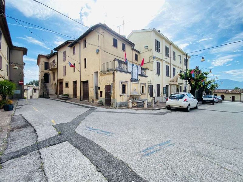 蒙特莱昂内萨比诺公寓