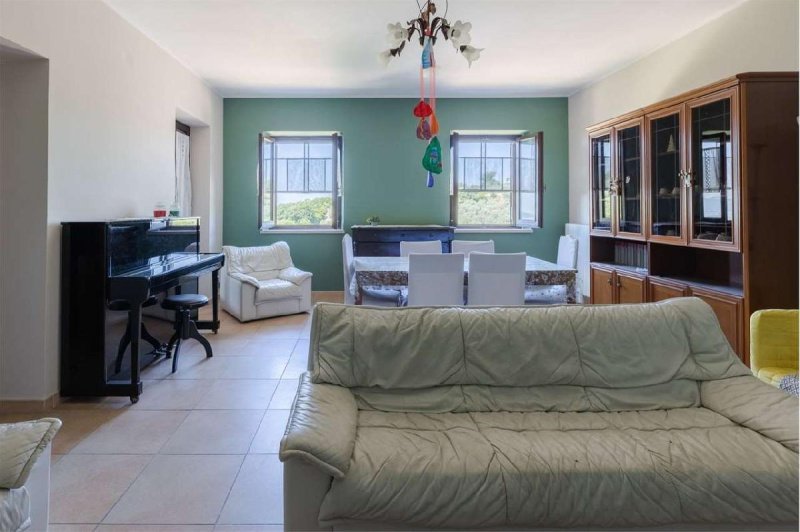 托里切拉-因萨比纳公寓