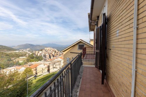 Apartment in Montorio Romano