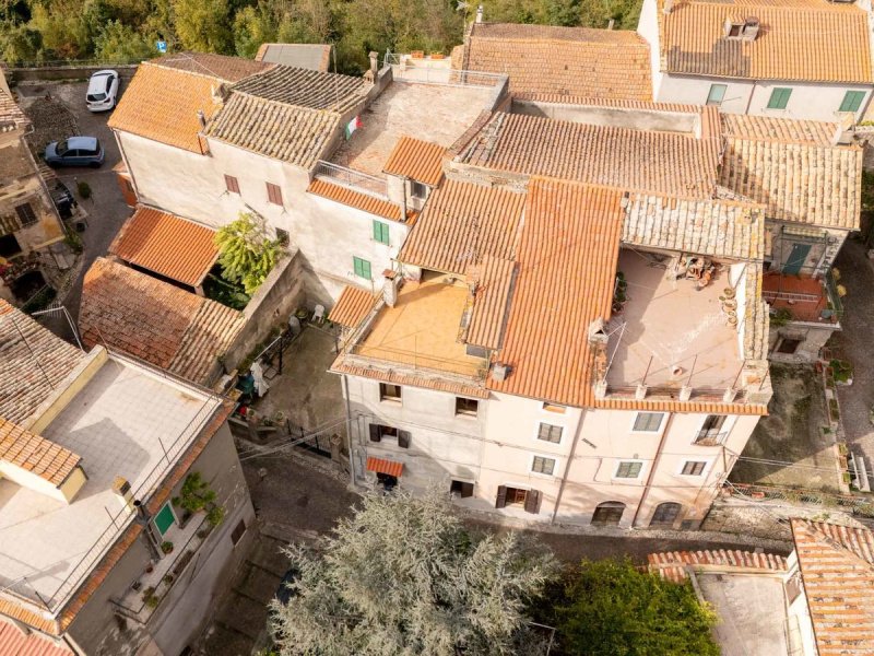 Lucht/land in Tarano