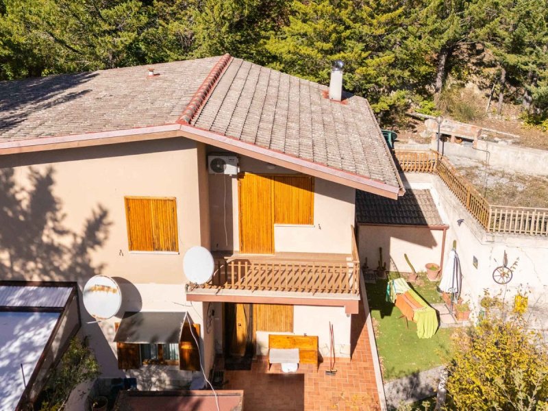 Appartement à Ascrea