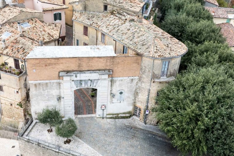 Historisch appartement in Salisano