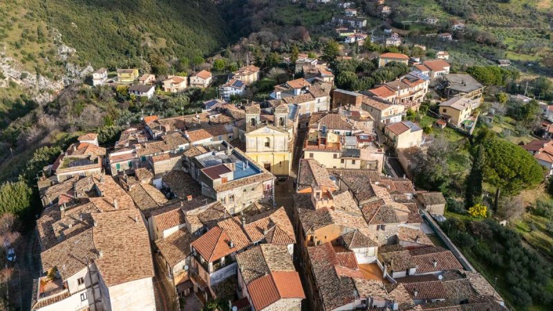 Крыша/земля в Сализано