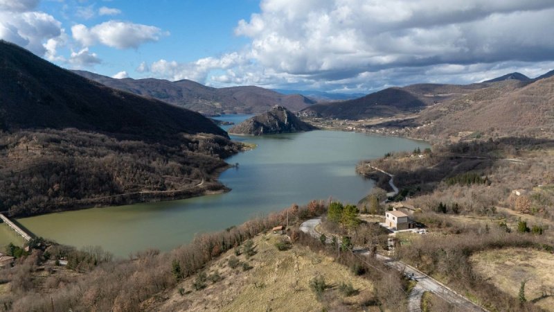 Casa independente em Ascrea