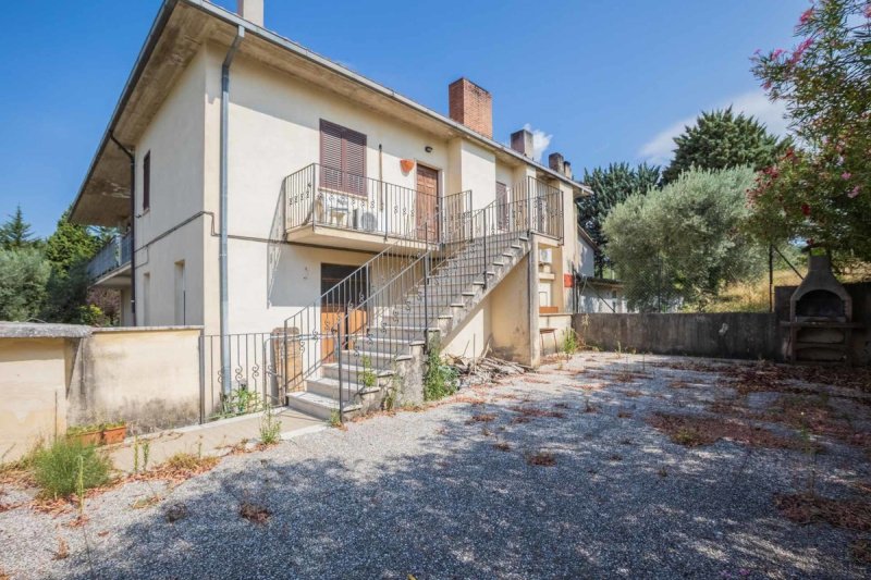 Appartement in Mompeo