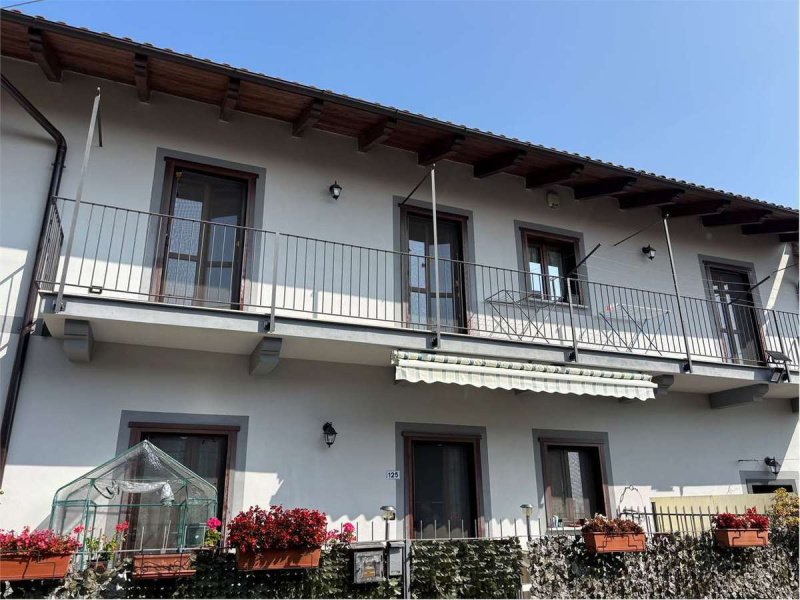 库米亚纳半独立房屋