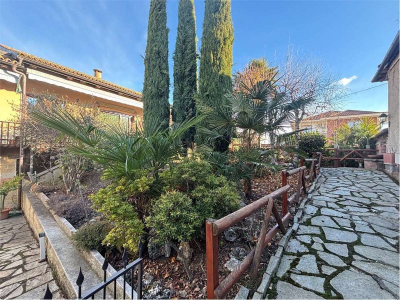 Villa in Cavour