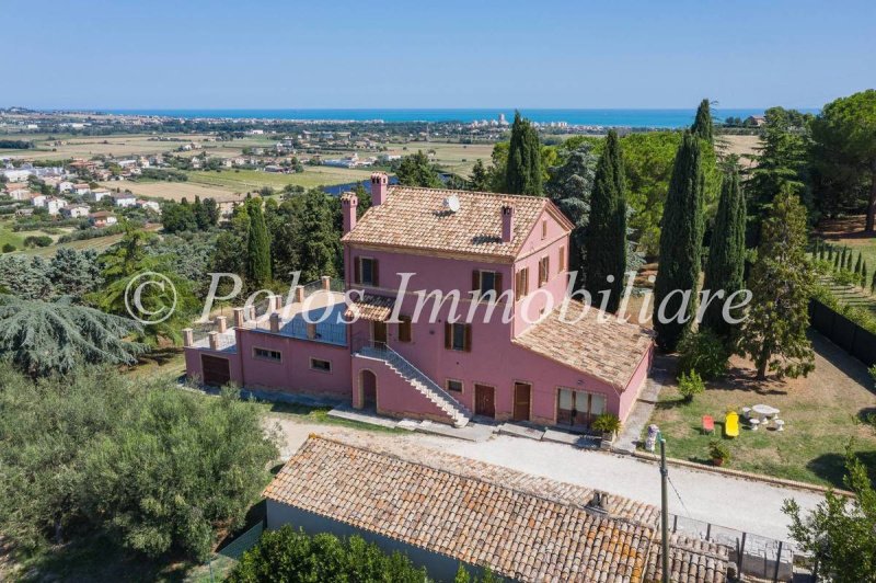 Huis op het platteland in Fermo