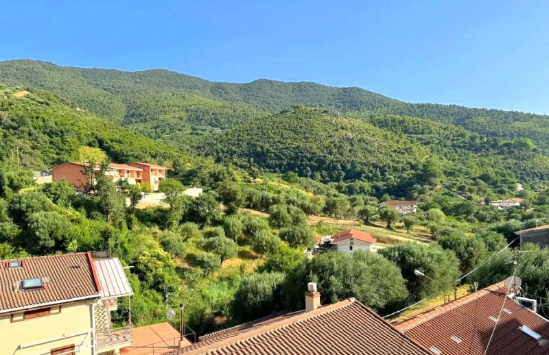 Особняк из двух квартир в Сантоменна