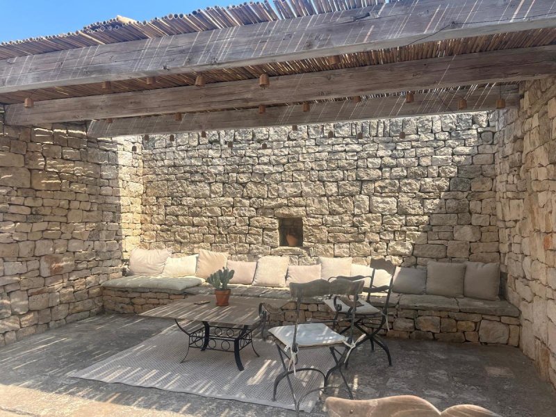 Трулло в Мартина-Франка