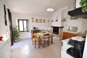 Особняк в Гуальдо