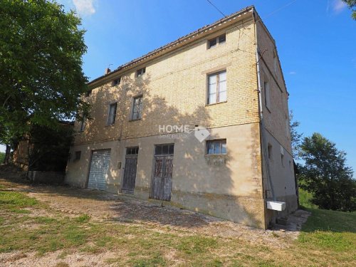 Country house in Mogliano
