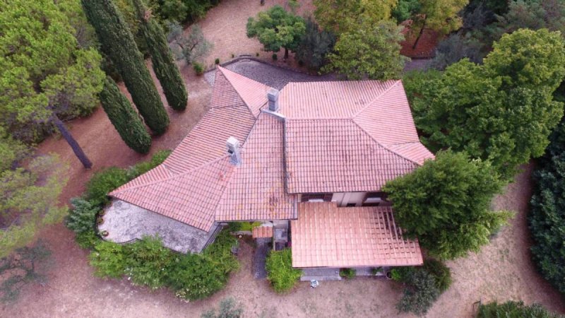 蒙托波利-迪萨比纳别墅