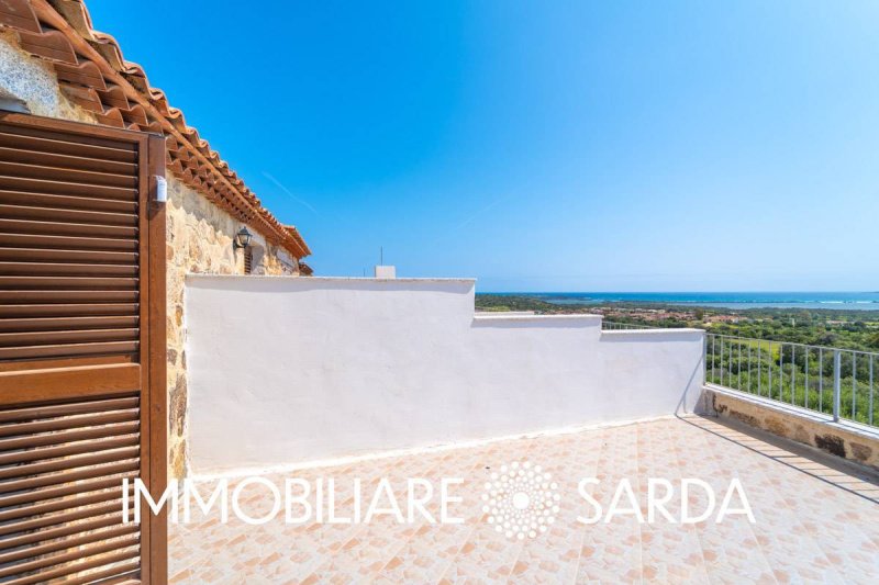 Moradia com terraço em San Teodoro
