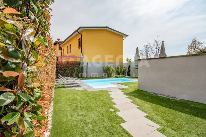 Особняк в Кончезьо