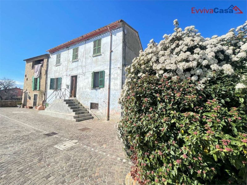 Maison individuelle à Terre Roveresche
