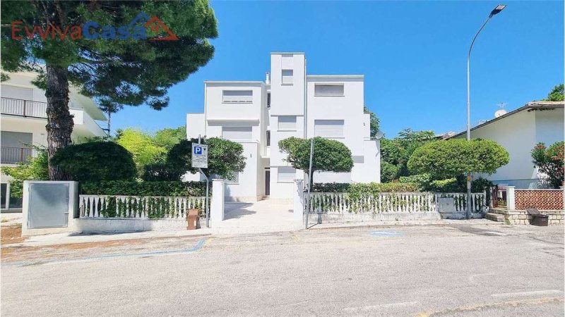 Apartamento em Numana