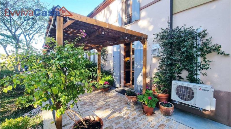 特雷卡斯泰利独栋房屋