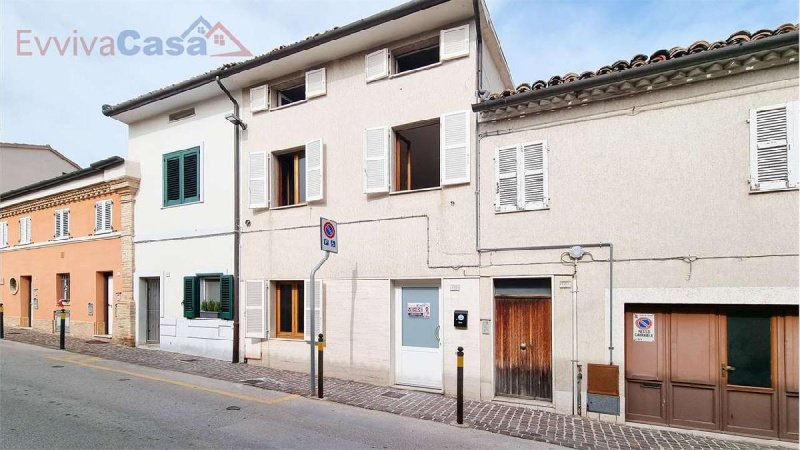 2 Bedrooms Detached house for sale in Osimo [812174] | Gate-away®