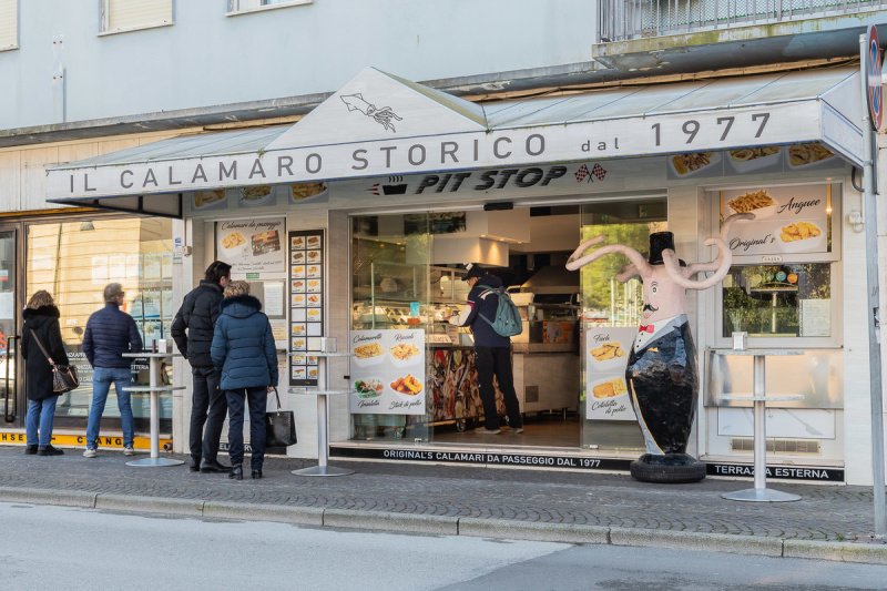 卡奥莱商业房产