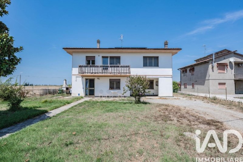 Casa independiente en Bondeno